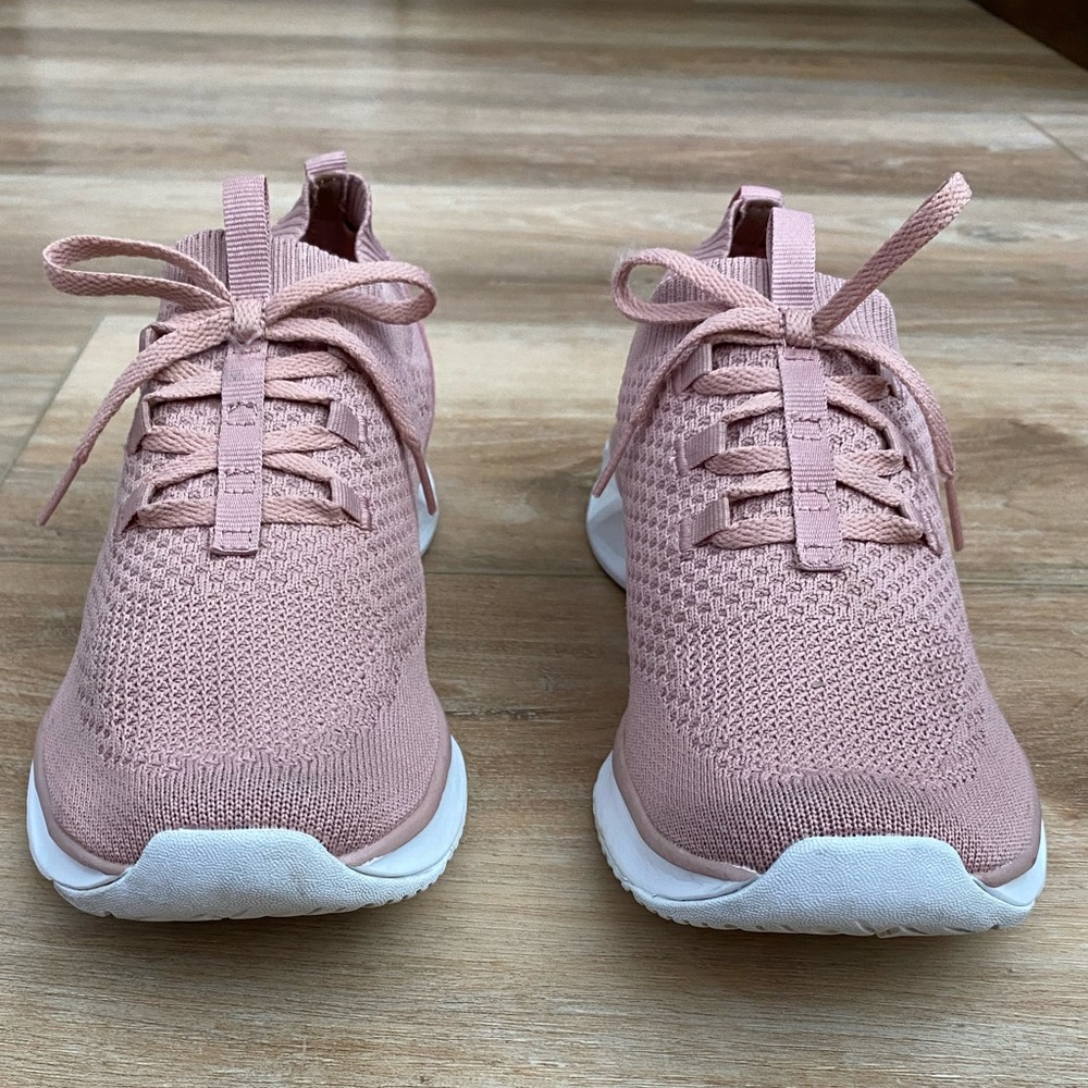 Skechers sneakers with memory foam